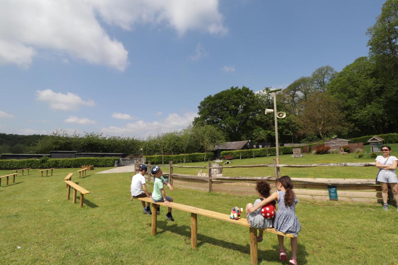 Hotel Leeds Castle Knights Glamping Exterior foto