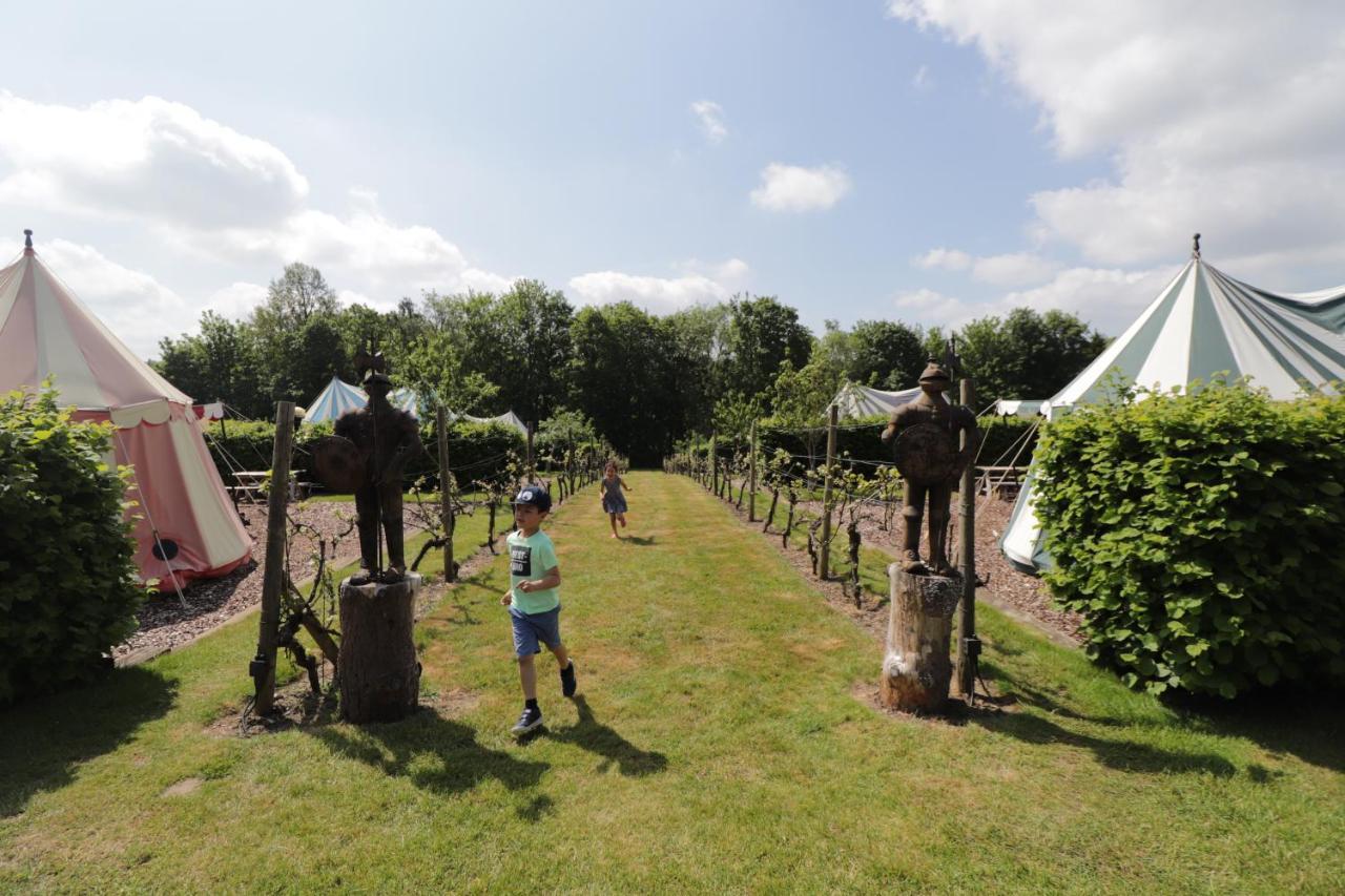 Hotel Leeds Castle Knights Glamping Exterior foto